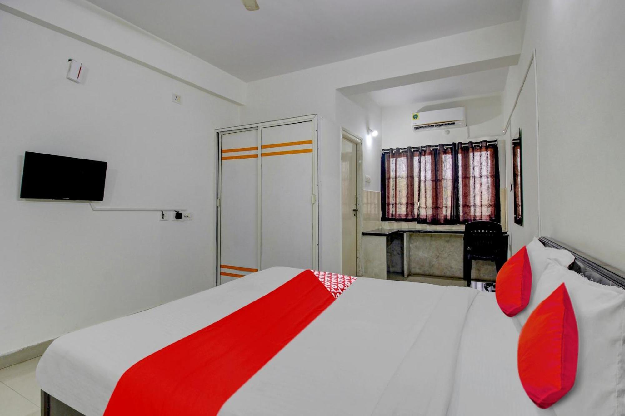 Hotel O Stay U Like Hotel'S Hyderabad Exterior foto