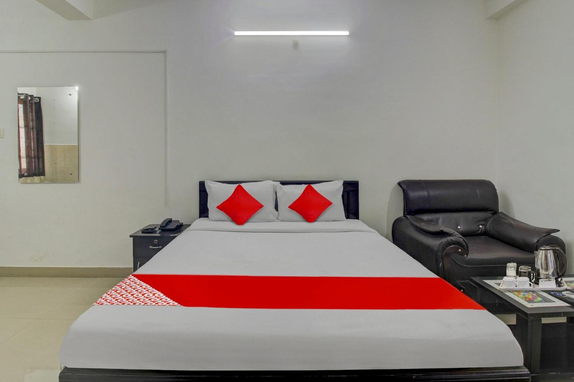 Hotel O Stay U Like Hotel'S Hyderabad Exterior foto